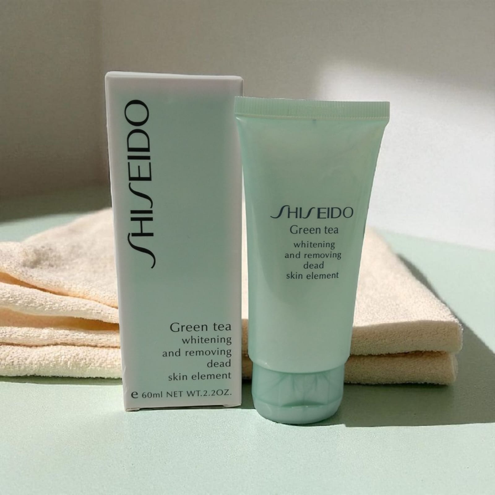 SHISEIDO (Beyazlatır ve Ölü Deriyi Giderir 60 ml)