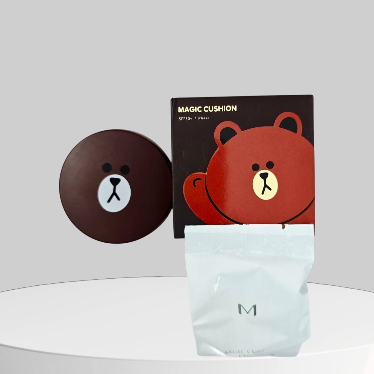 MISSHA MAGIC CUSHION SPF50/PA+++ ARKADAŞ PAKETİ No:23 Ana ürün+Yedek+Puf (Mükemmel kapatıcılık ile lekeleri kapatan ve makyajın koyulaşmadan kalmasını sağlayan sihirli yastık)